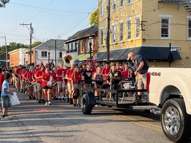 Start of homecoming parade with marching band